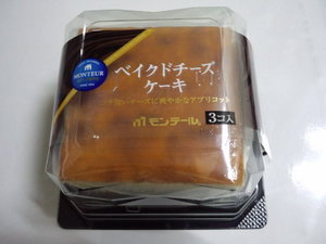 モンテールベイクドチーズケーキ.JPG